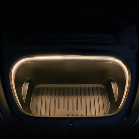 Striscia LED per il Bagagliaio Anteriore di Tesla Model Y/3 (2021-2023) - Bismatic.com